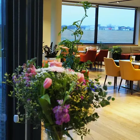 Mg Restaurace/luxury Daire Mladá Boleslav