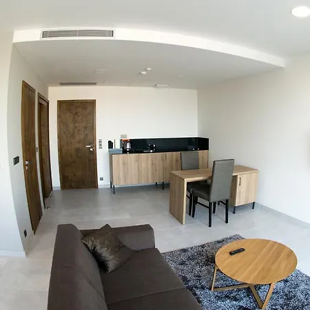 Mg Restaurace/luxury Apartment
