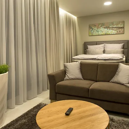 Apartment Mg Restaurace/luxury Mlada Boleslav