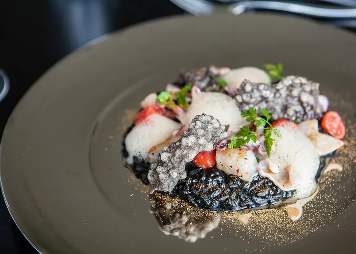 Mg Restaurace/luxury Lägenhet *